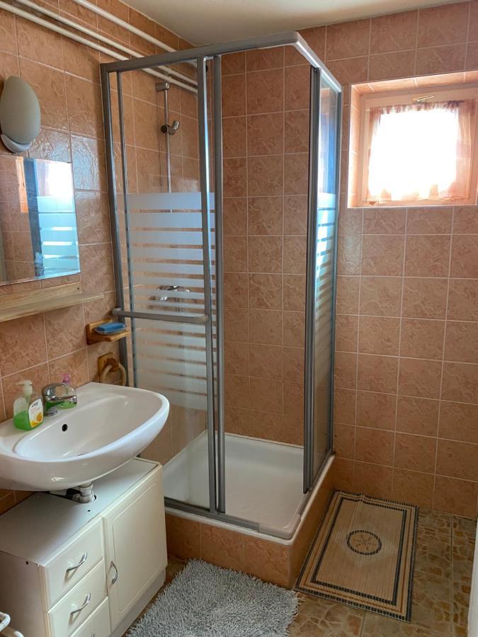 Tóparti Vendégház - Lipót, Magyarország Exterior foto